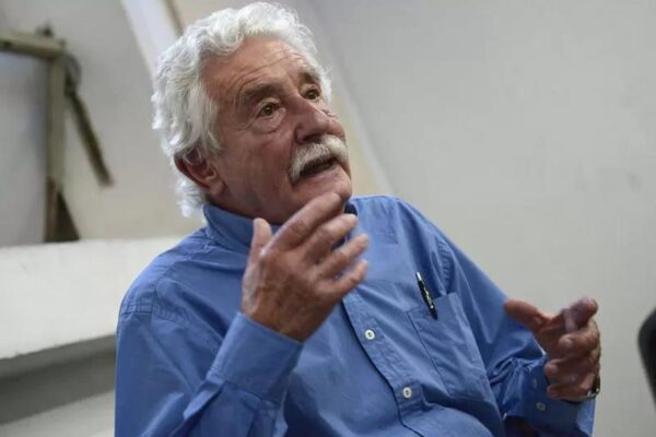 PESAR POR EL FALLECIMIENTO DEL PROFESOR PEGORARO